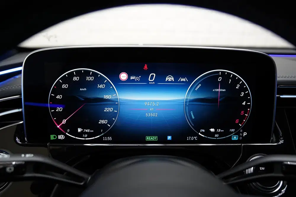 Mercedes-Benz E-Klasse 300 de 4MATIC PANO HYPERSCREEN uit 2024, foto 14