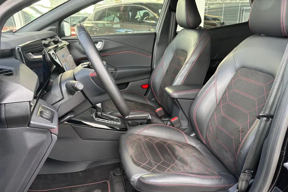 Ford Puma 1.0 EcoBoost Hybrid ST-Line X uit 2025, foto 4