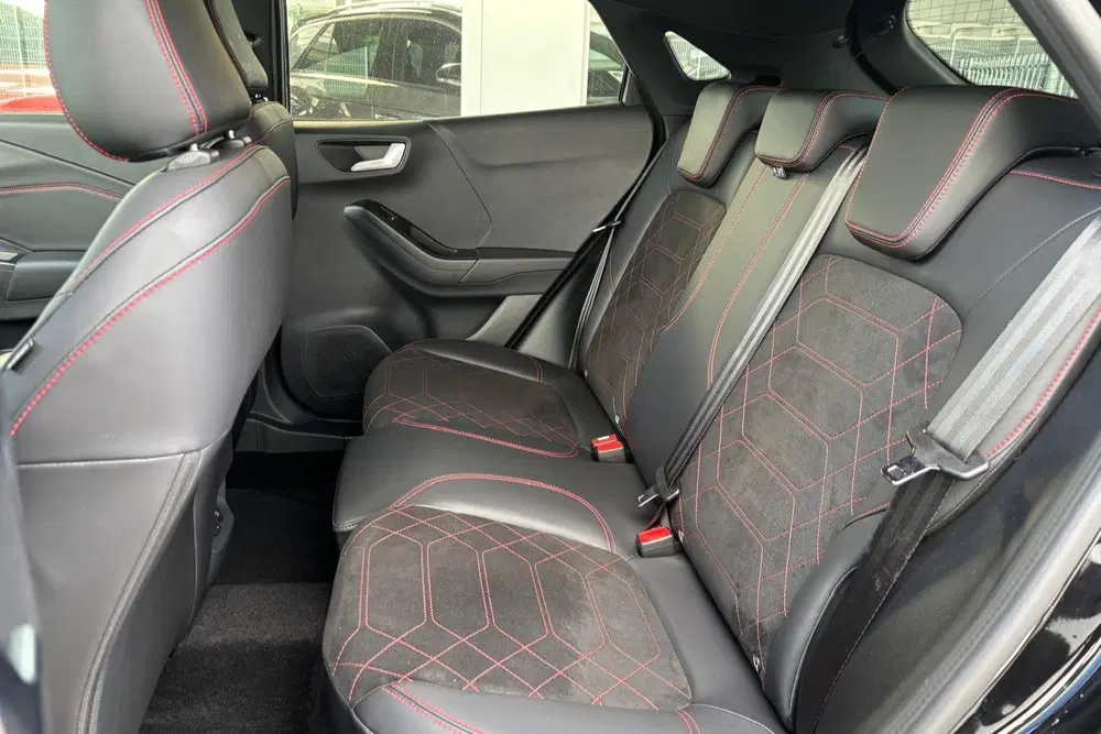 Ford Puma 1.0 EcoBoost Hybrid ST-Line X uit 2025, foto 5