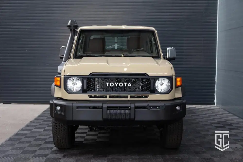 Toyota Land Cruiser GRJ79 Double Cab LX-Z A uit 2026, foto 2
