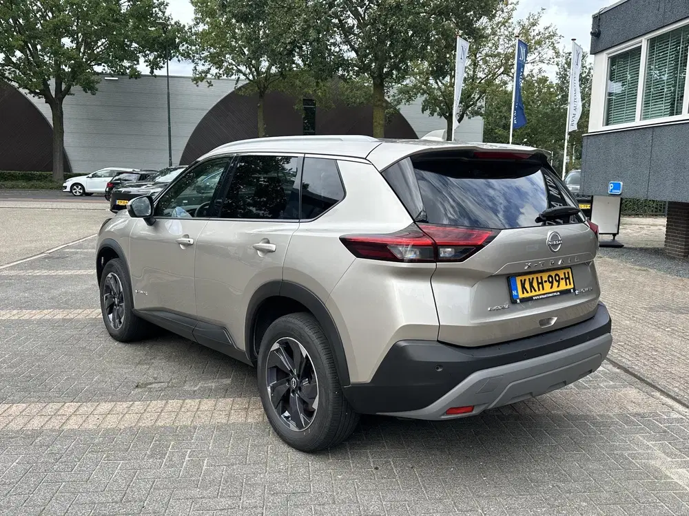 Nissan X-Trail 1.5 e-4orce N-Connecta 4WD 7p. 7 PERSOONS uit 2025, foto 4