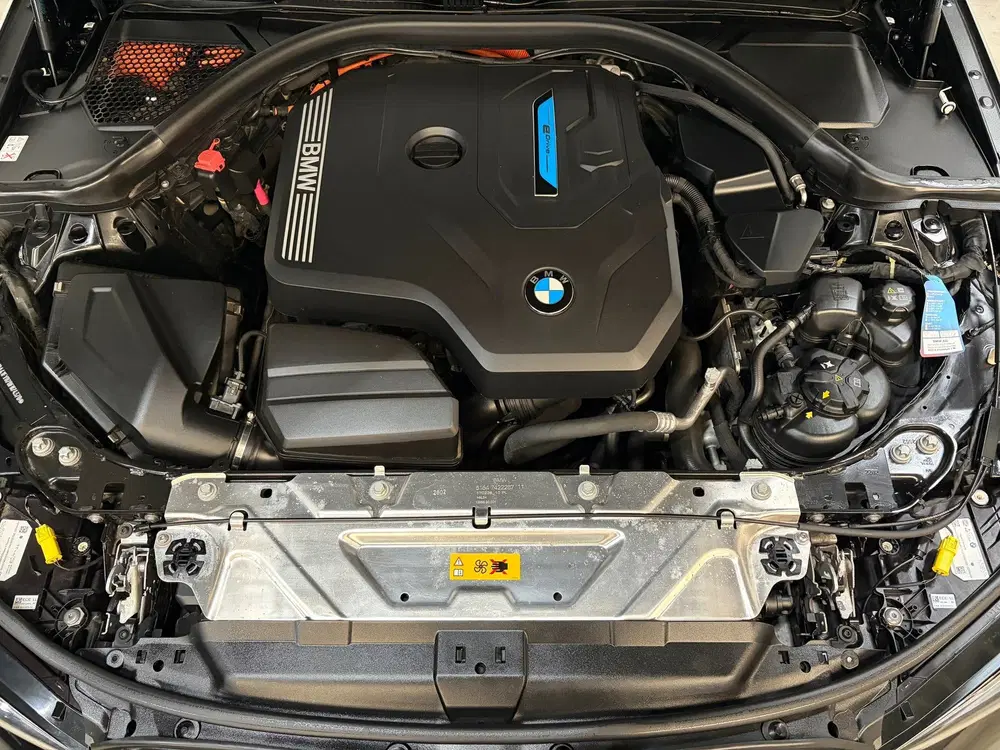 BMW 3-serie 320e M-Sportpakket MY 2023 uit 2022, foto 13