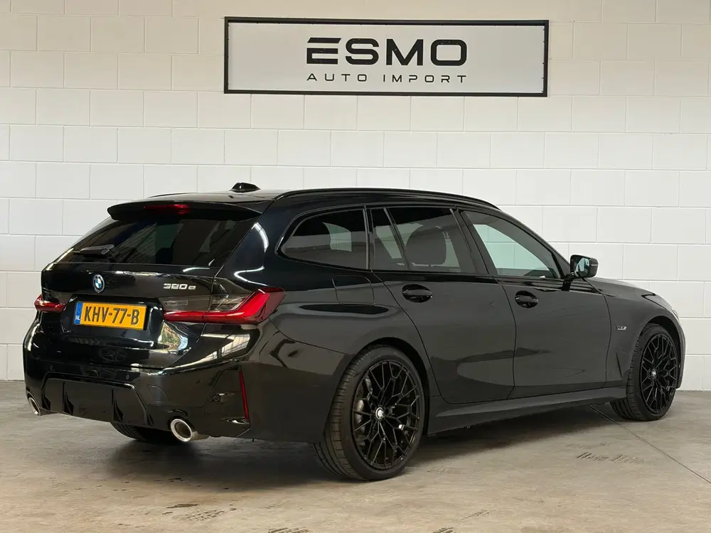 BMW 3-serie 320e M-Sportpakket MY 2023 uit 2022, foto 3