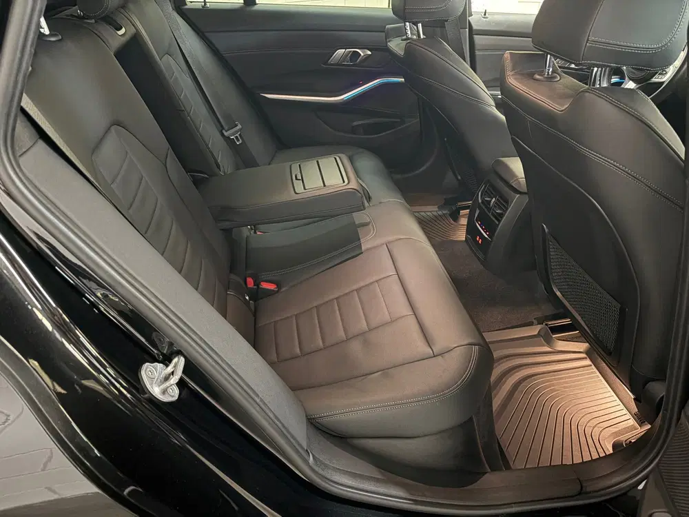 BMW 3-serie 320e M-Sportpakket MY 2023 uit 2022, foto 8
