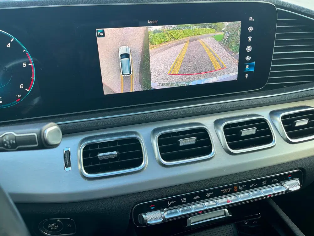 Mercedes-Benz GLE 4MATIC AMG Line Panoramadak uit 2020, foto 10