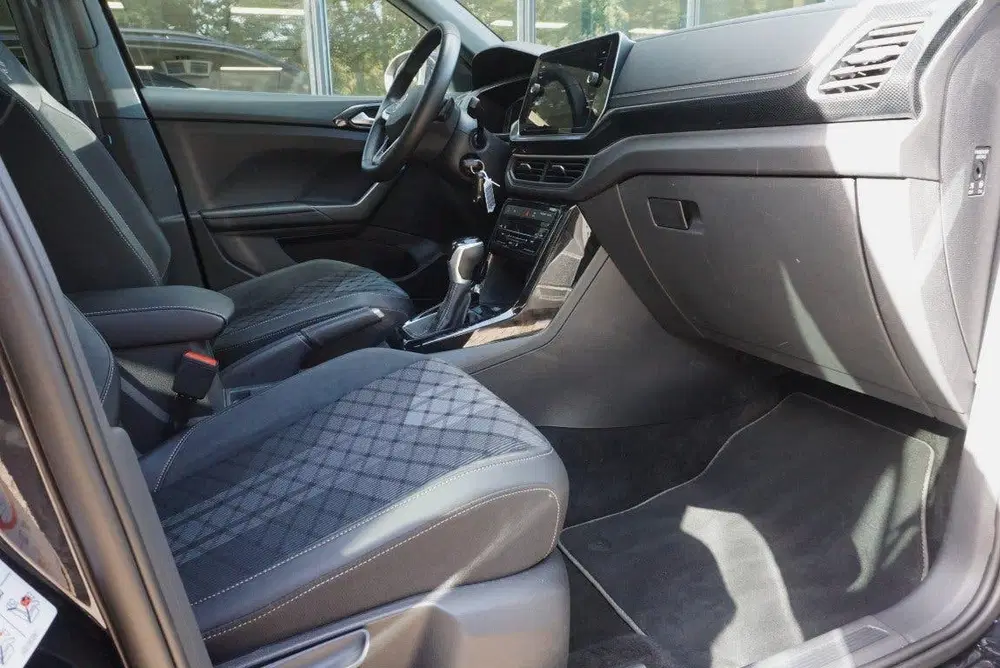 Volkswagen T-Cross 1.0 TSI R-Line Edition (bj 2026) uit 2026, foto 12