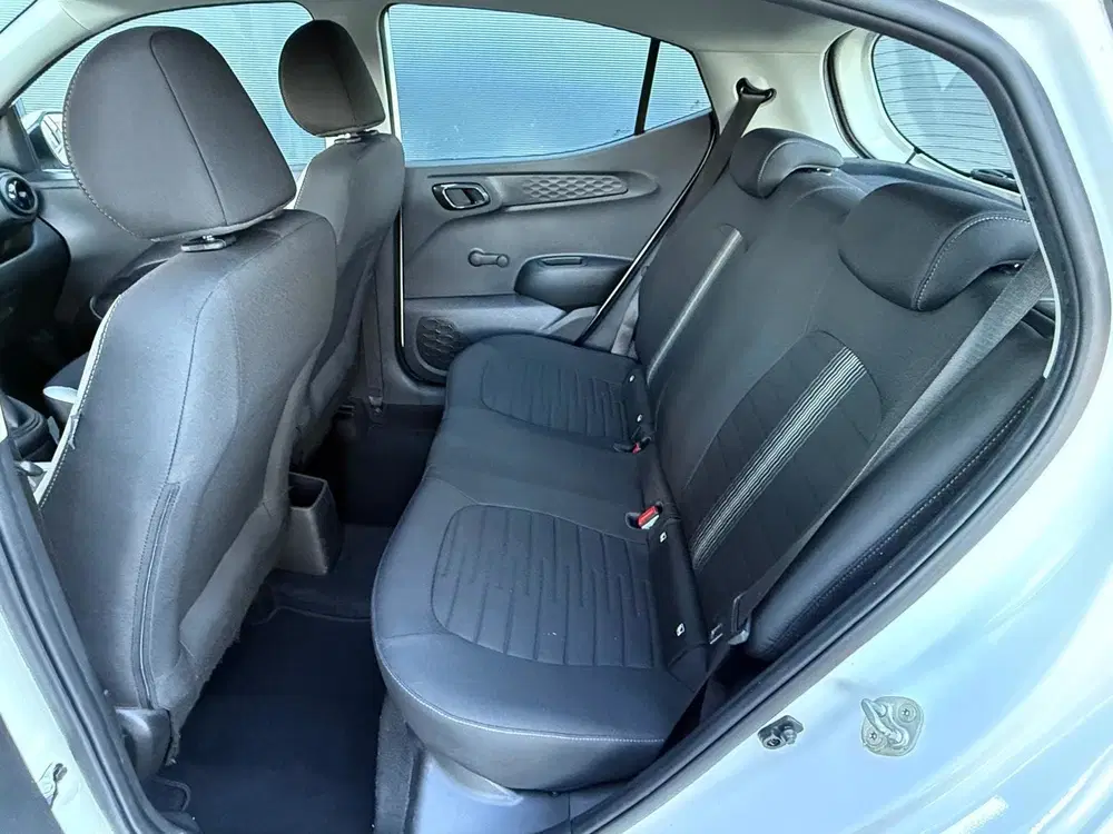 Hyundai i10 1.0 Comfort uit 2021, foto 11