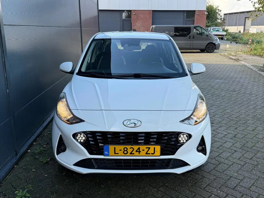Hyundai i10 1.0 Comfort uit 2021, foto 4