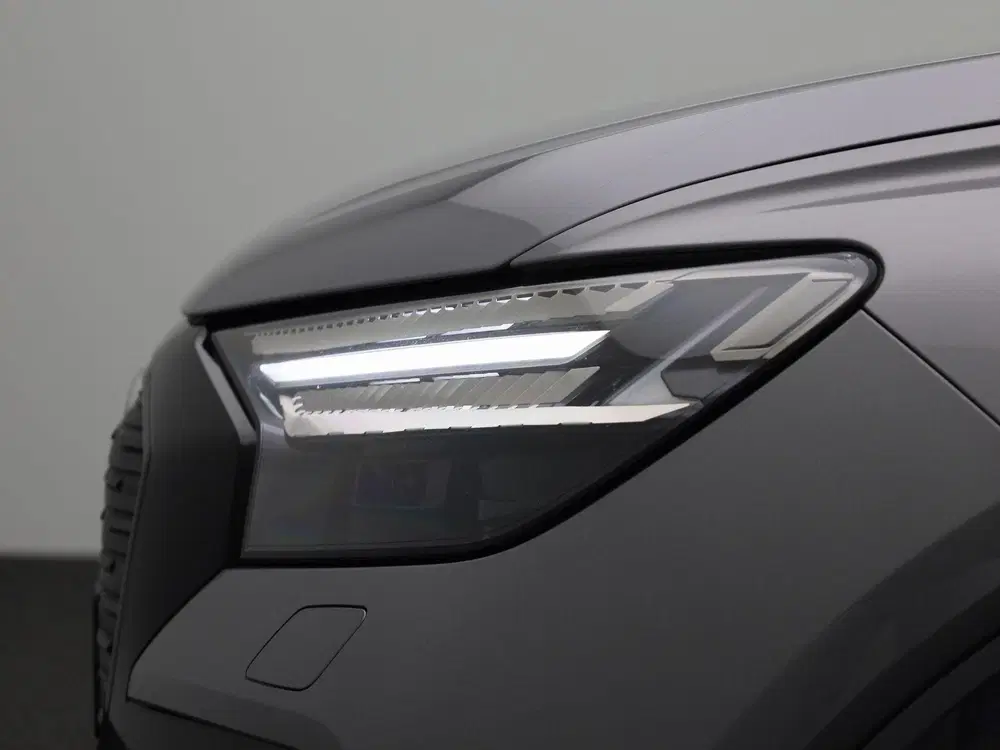 Audi Q4 e-tron 40 Launch edition Advanced Plus 77 kWh 204 uit 2022, foto 8