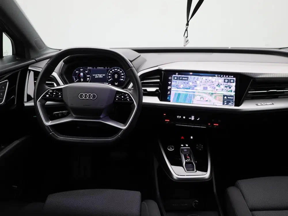 Audi Q4 e-tron 40 Launch edition Advanced Plus 77 kWh 204 uit 2022, foto 9