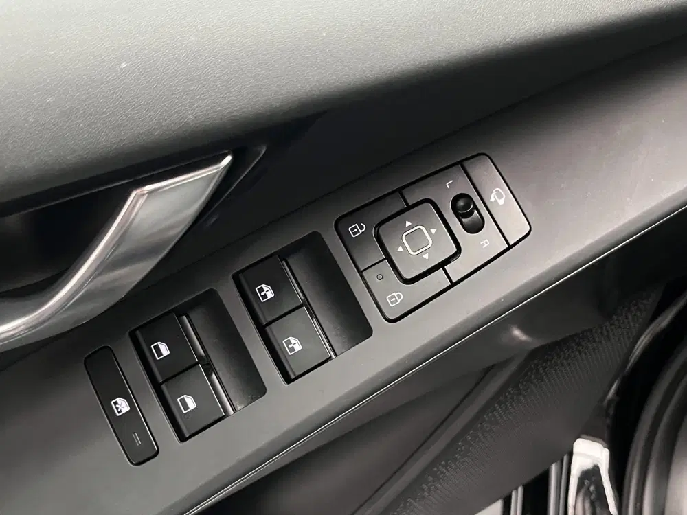 Kia Niro 1.6 GDi Hybrid DynamicLine met Trekhaak uit 2024, foto 4
