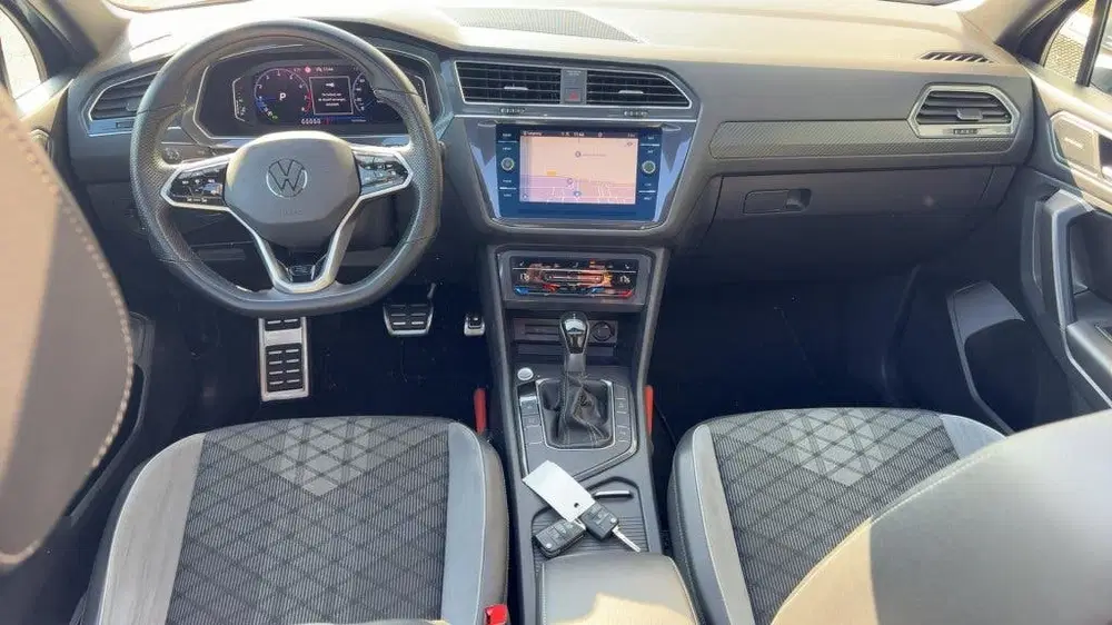 Volkswagen Tiguan Allspace 1.5 TSI R-Line uit 2022, foto 6