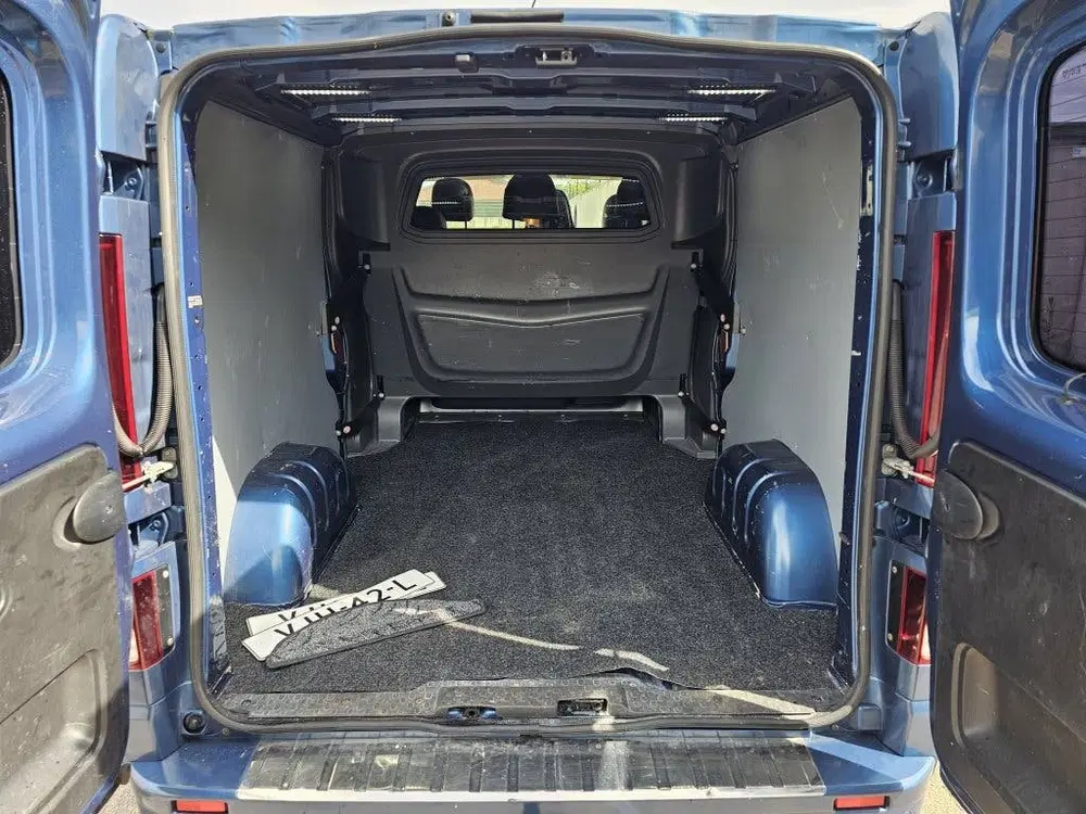 Renault Trafic 2.0 dCi T29 L2H1DC uit 2021, foto 14