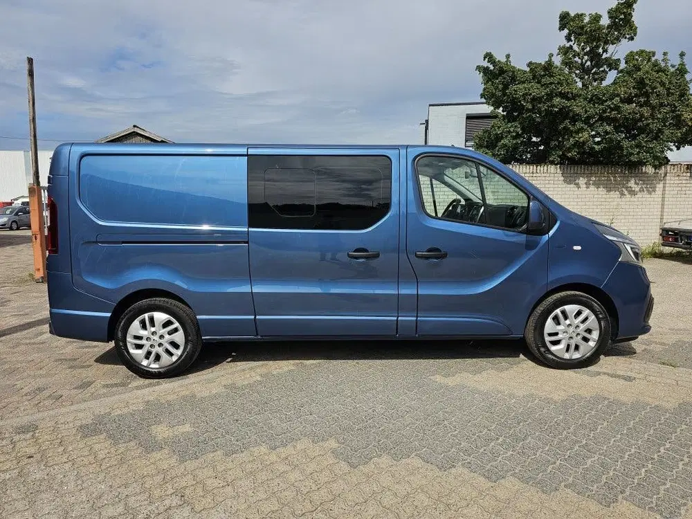 Renault Trafic 2.0 dCi T29 L2H1DC uit 2021, foto 6