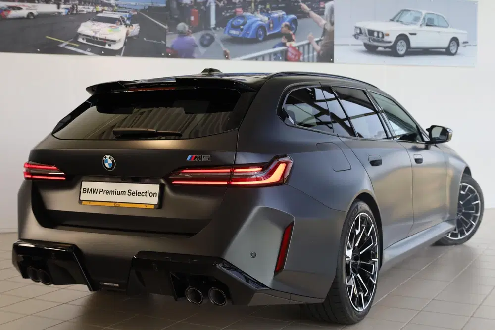 BMW M5 Touring uit 2025, foto 2