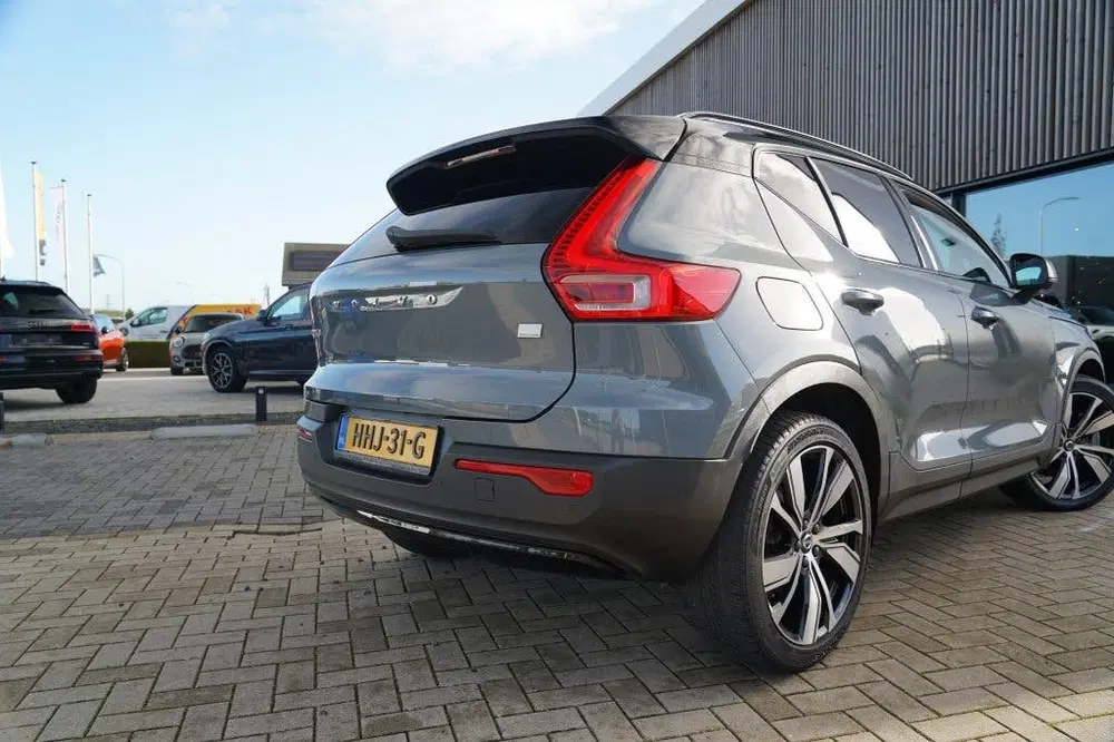 Volvo XC40 Recharge T5 Plug-in Hybrid R-Design uit 2021, foto 15