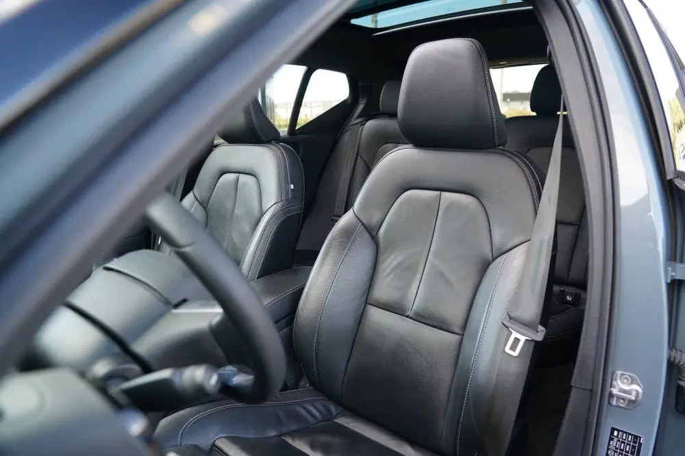 Volvo XC40 Recharge T5 Plug-in Hybrid R-Design uit 2021, foto 3