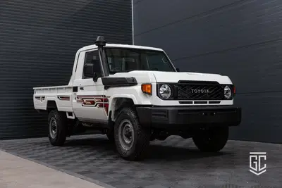 Toyota Land Cruiser GRJ79 Single Cab M uit 2024