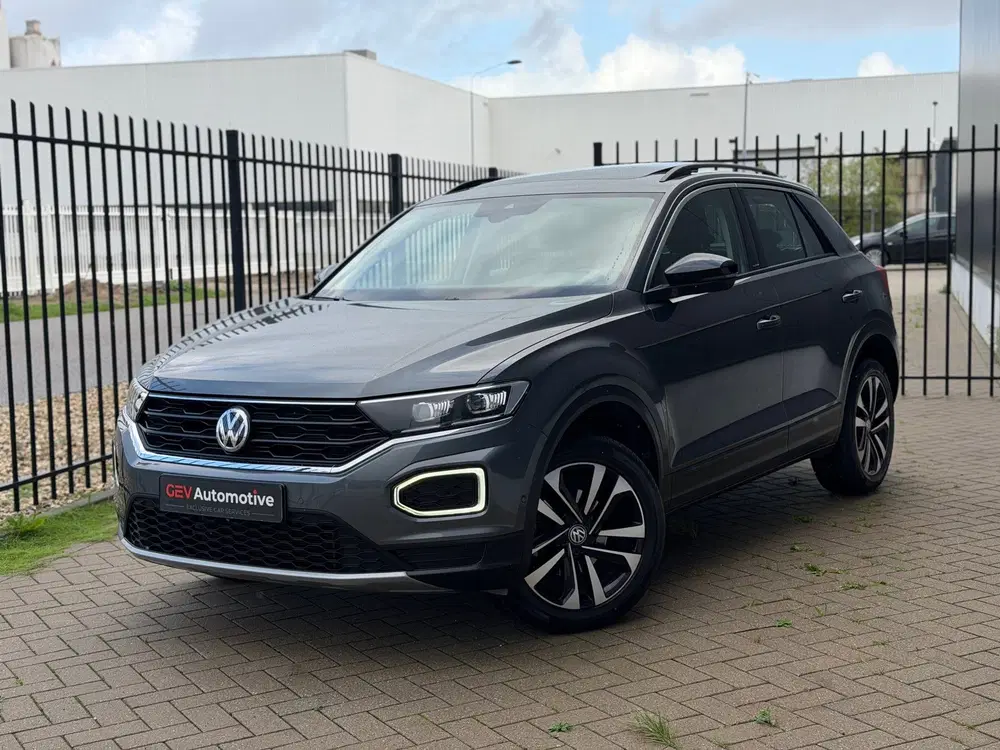 Volkswagen T-Roc 1.5 TSI IQ.DRIVE Pano Camera ACC Trekhaak uit 2019, foto 9