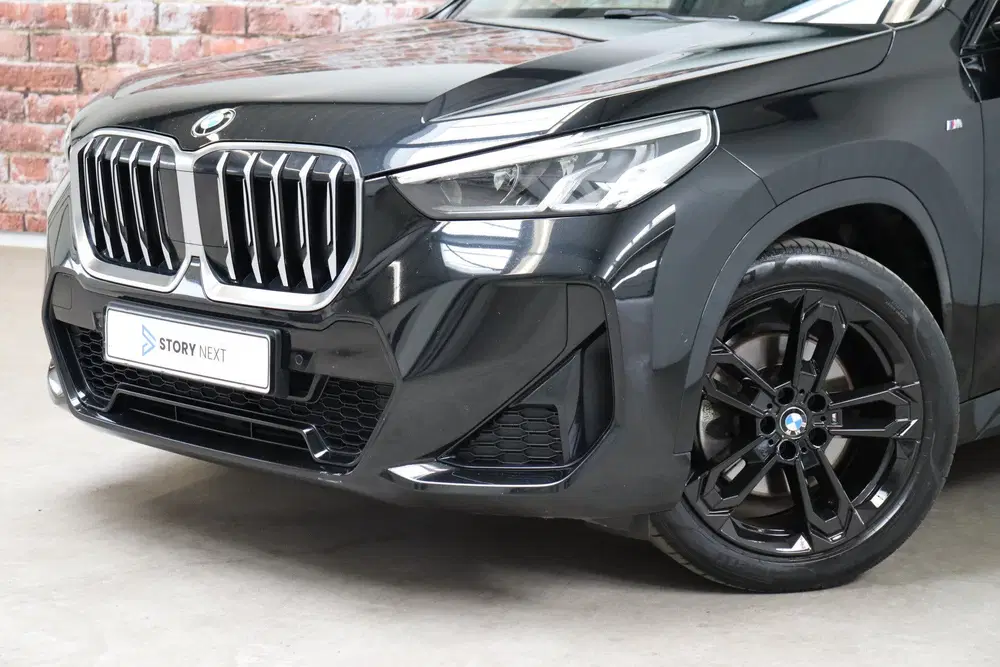 BMW X1 sDrive20i Executive M Sport Pakket Automaa uit 2023, foto 2