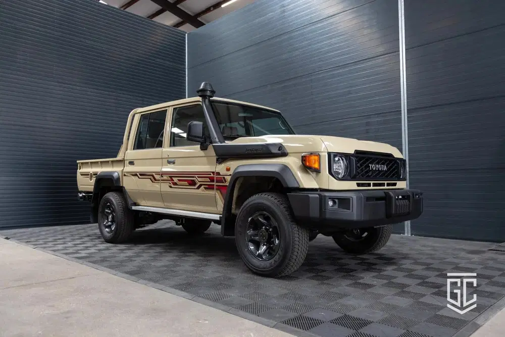 Toyota Land Cruiser GRJ79 Double Cab LX-G A uit 2026
