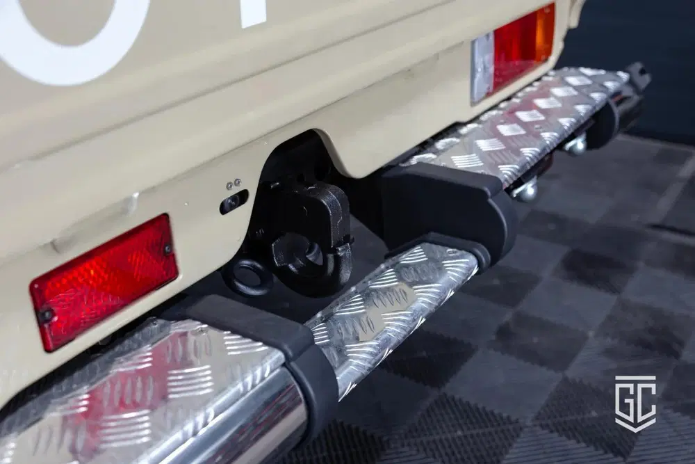 Toyota Land Cruiser GRJ79 Double Cab LX-G A uit 2026, foto 10