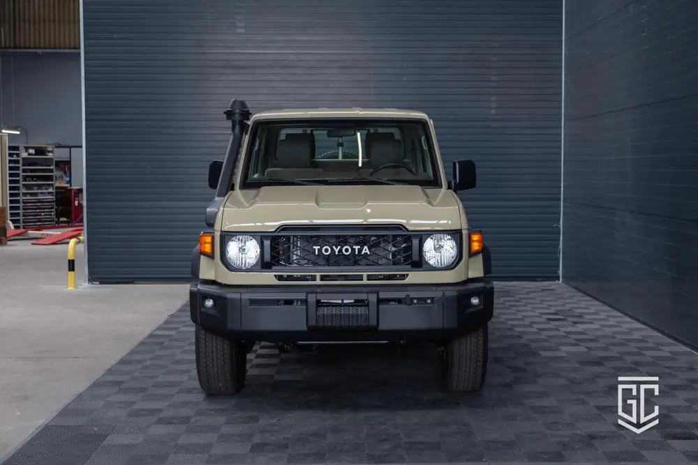 Toyota Land Cruiser GRJ79 Double Cab LX-G A uit 2026, foto 3