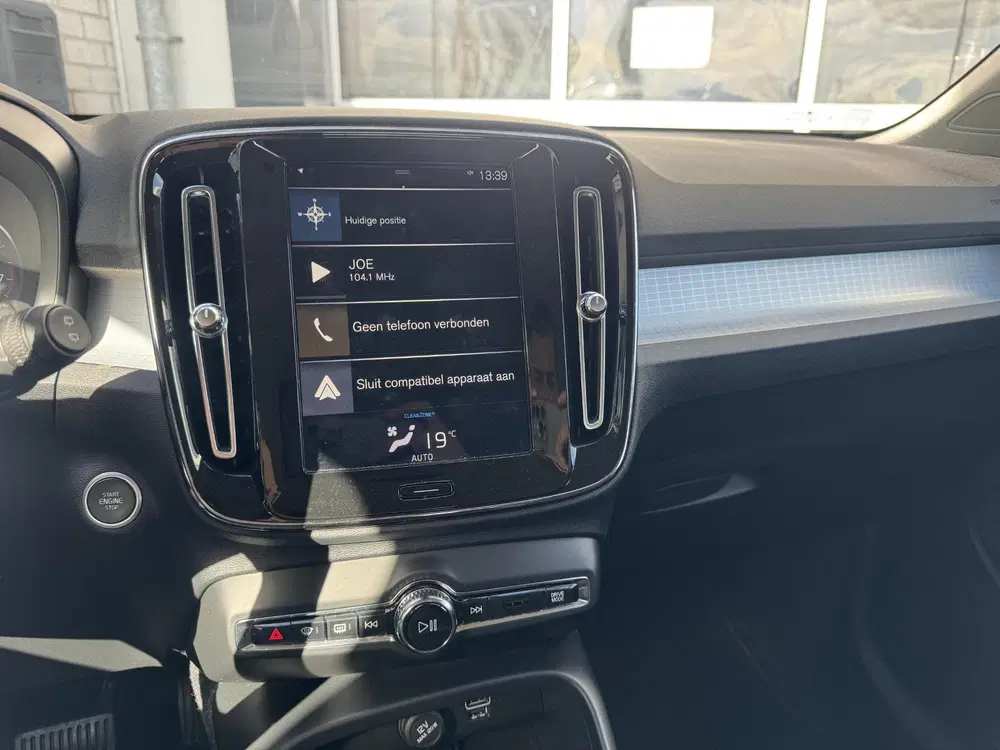 Volvo XC40 1.5 T3 Momentum Pro uit 2019, foto 10
