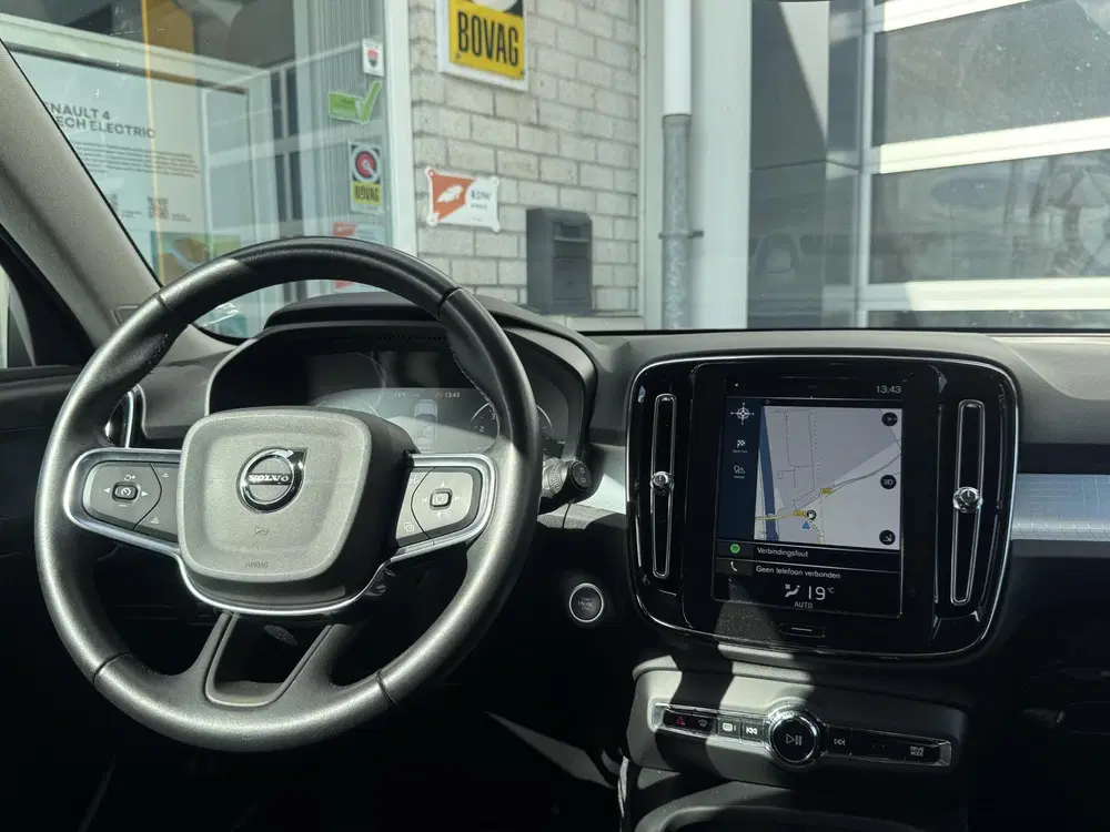 Volvo XC40 1.5 T3 Momentum Pro uit 2019, foto 3