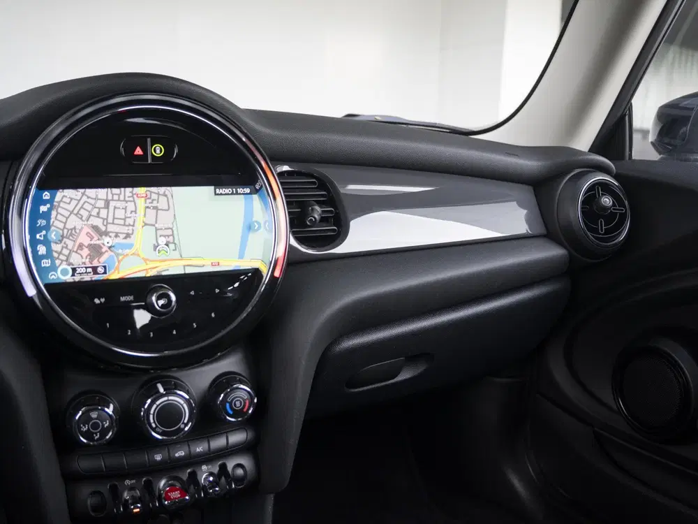 Mini One One Airco + Navigatie + Cruise Control uit 2023, foto 12