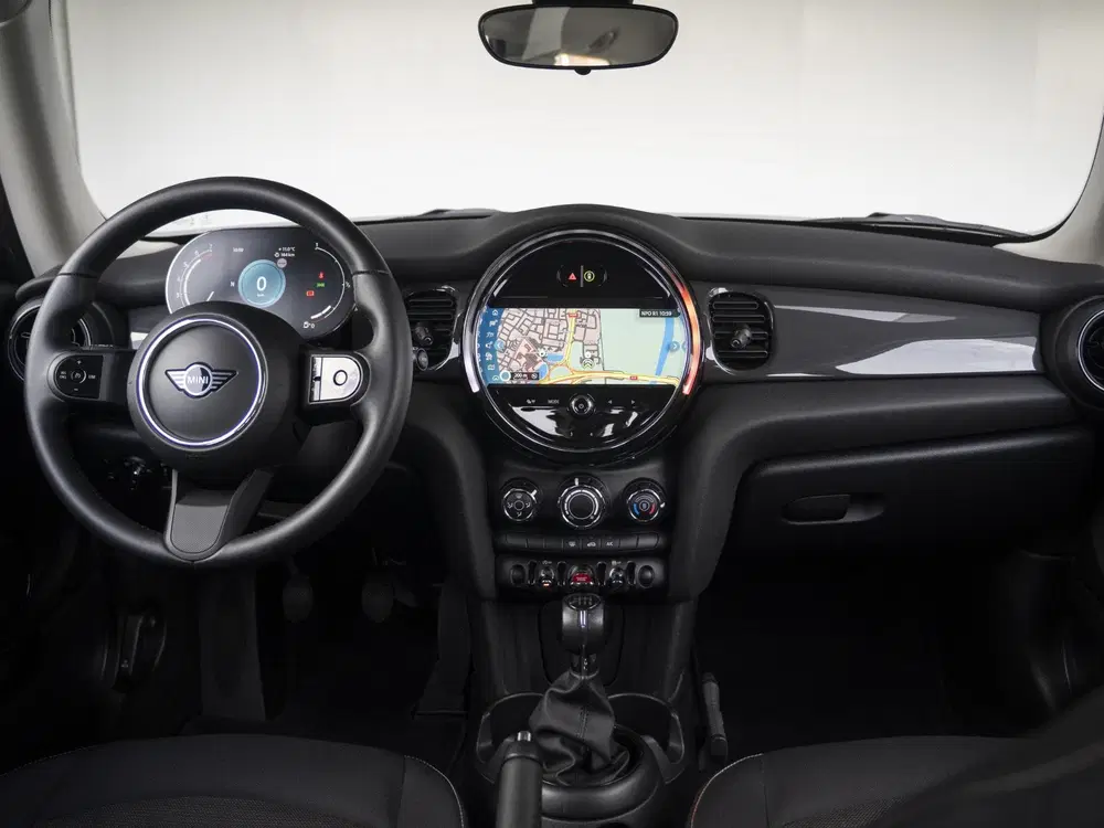 Mini One One Airco + Navigatie + Cruise Control uit 2023, foto 3