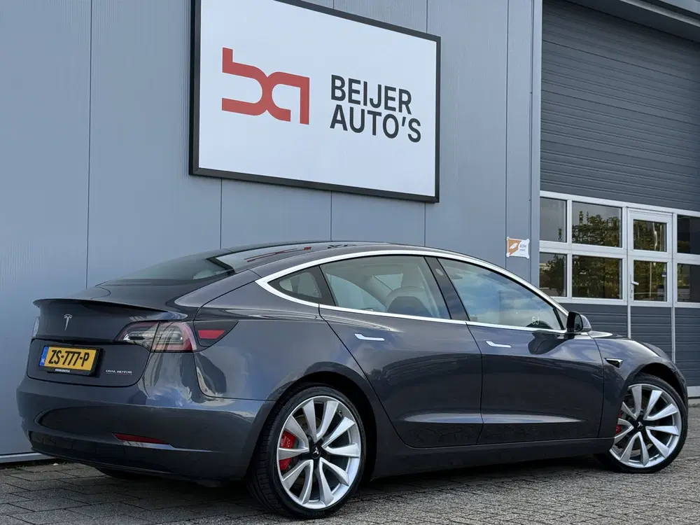 Tesla Model 3 Performance AWD 75 kWh Automaat SOH 87.8%A uit 2019, foto 4