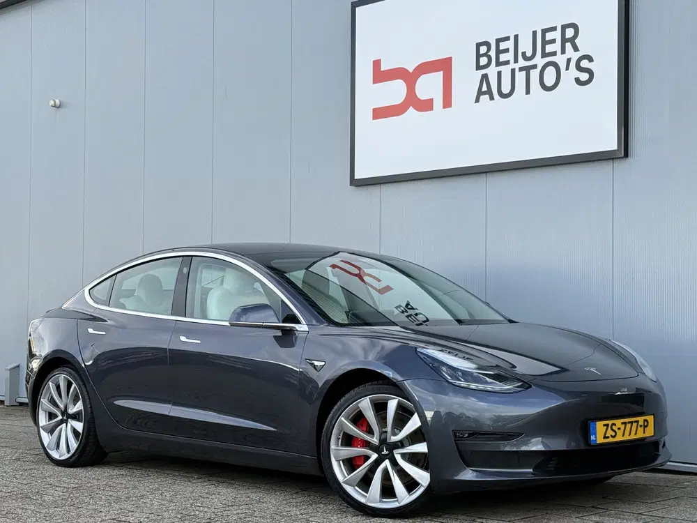 Tesla Model 3 Performance AWD 75 kWh Automaat SOH 87.8%A uit 2019, foto 5