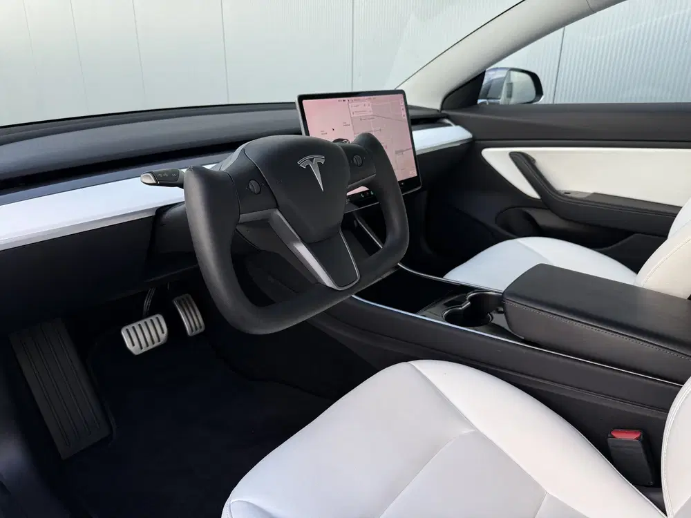 Tesla Model 3 Performance AWD 75 kWh Automaat SOH 87.8%A uit 2019, foto 6
