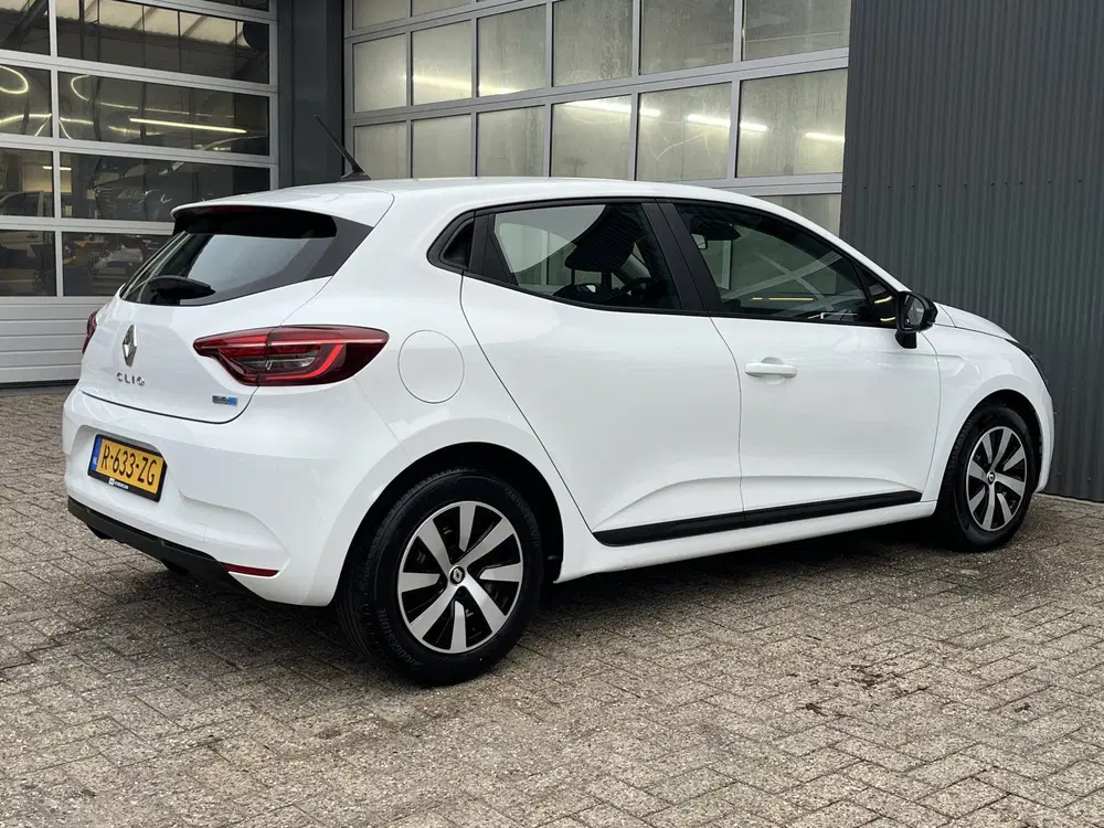 Renault Clio 1.6 E-Tech Hybrid 145 Airco Cruise control uit 2022, foto 4