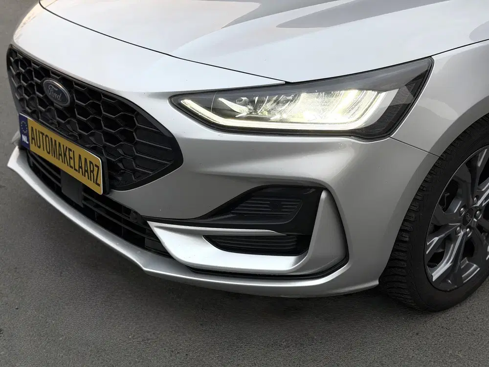 Ford Focus 1.0 EcoBoost Hybrid ST Line uit 2023, foto 5