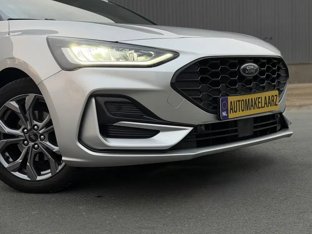 Ford Focus 1.0 EcoBoost Hybrid ST Line uit 2023, foto 6