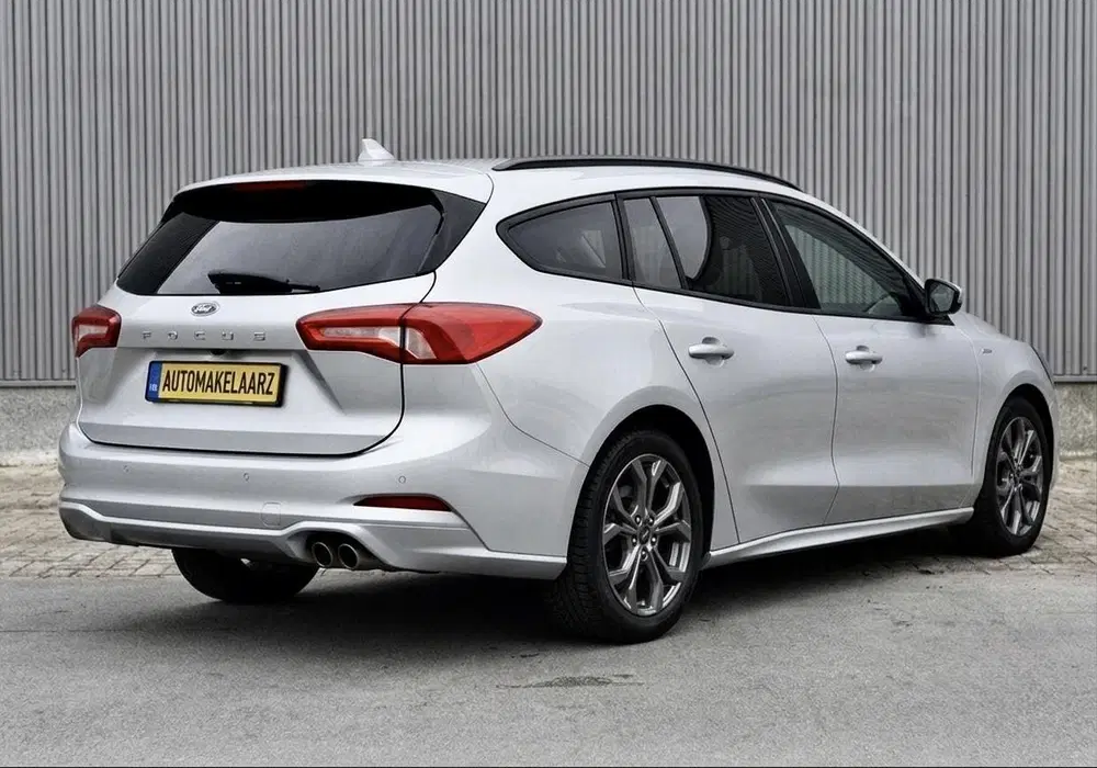Ford Focus 1.0 EcoBoost Hybrid ST Line uit 2023, foto 7