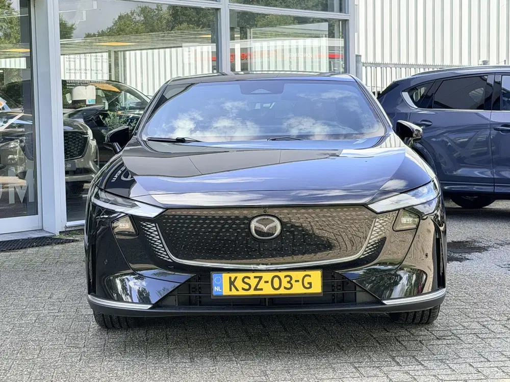 Mazda 6e Takumi Long Range 80 kWh uit 2026, foto 2