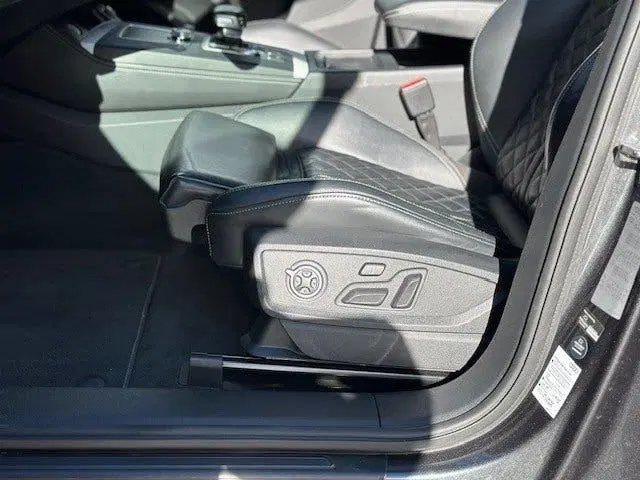 Audi Q5 50 TFSI e quattro S edition uit 2020, foto 14