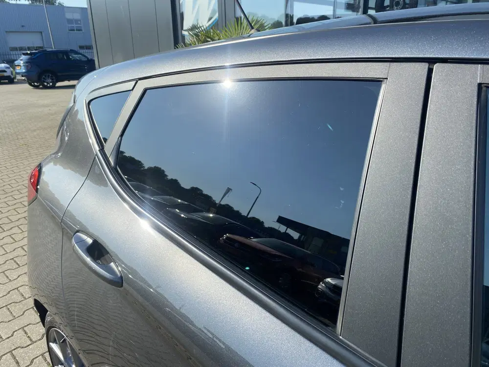 Ford Fiesta 1.0 EcoBoost Hybrid ST-Line App Connect uit 2022, foto 10