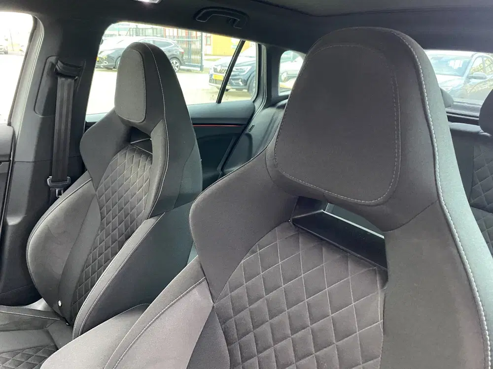 Skoda Scala 1.0 TSI Sport Business Panorama Dak uit 2021, foto 13