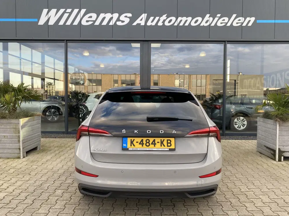 Skoda Scala 1.0 TSI Sport Business Panorama Dak uit 2021, foto 8