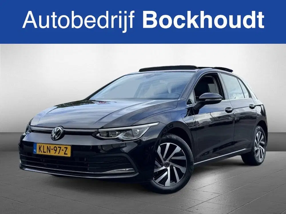Volkswagen Golf 1.4 eHybrid Style uit 2022