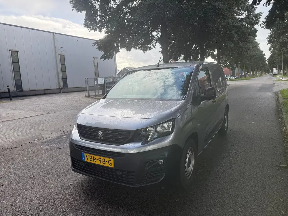 Peugeot Partner 1.6 BlueHDI Grip 3-Zits uit 2019, foto 10