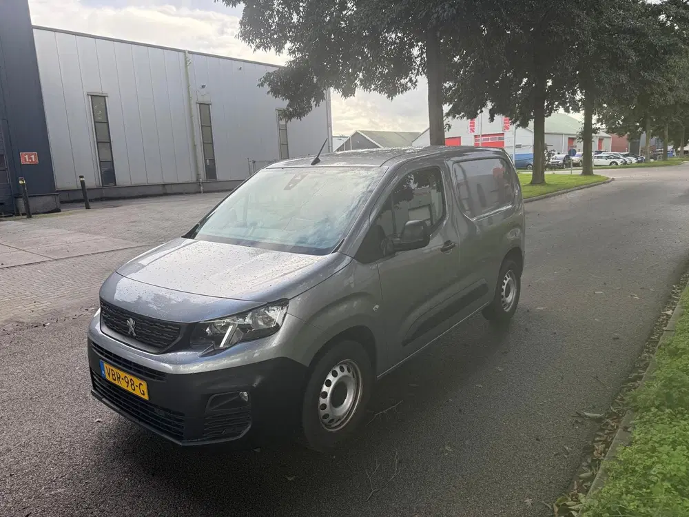 Peugeot Partner 1.6 BlueHDI Grip 3-Zits uit 2019, foto 11
