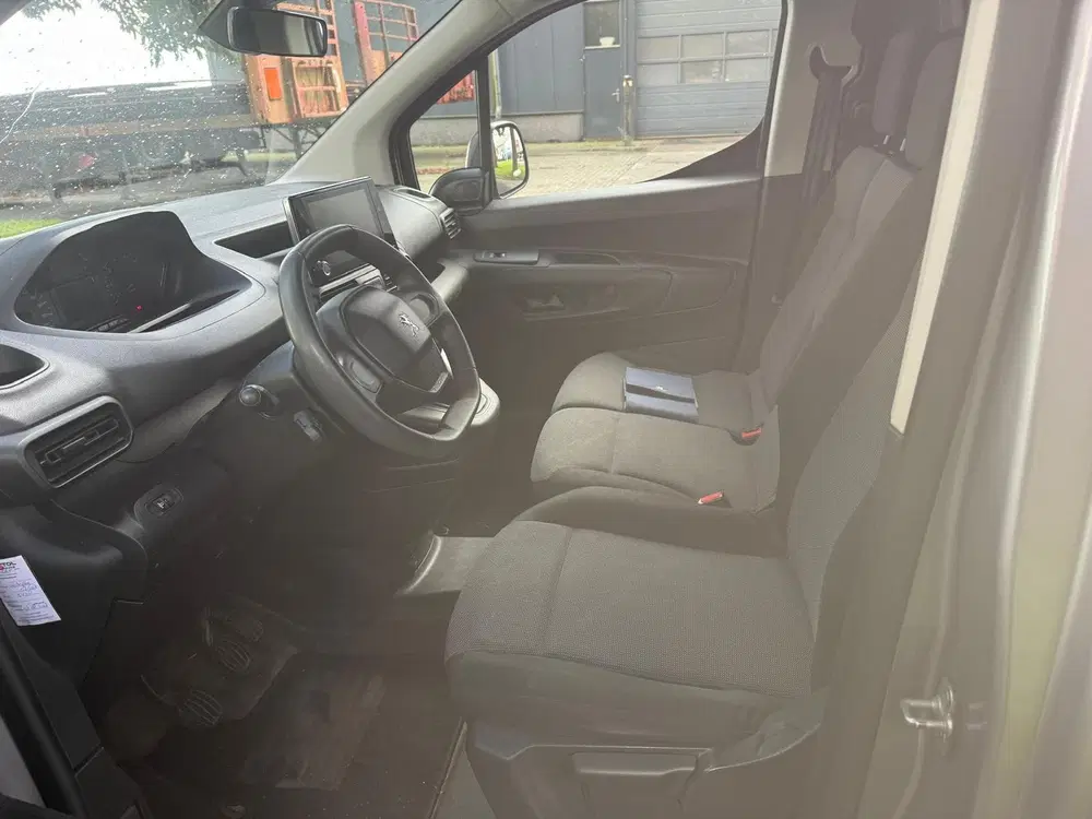 Peugeot Partner 1.6 BlueHDI Grip 3-Zits uit 2019, foto 13