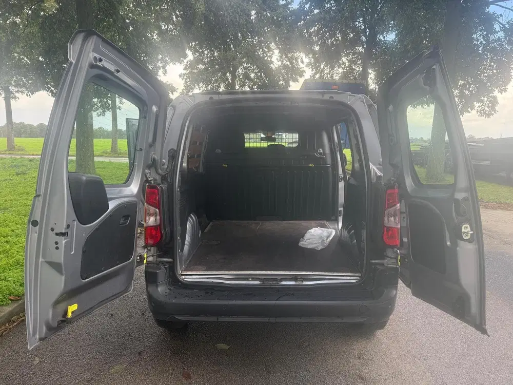 Peugeot Partner 1.6 BlueHDI Grip 3-Zits uit 2019, foto 15