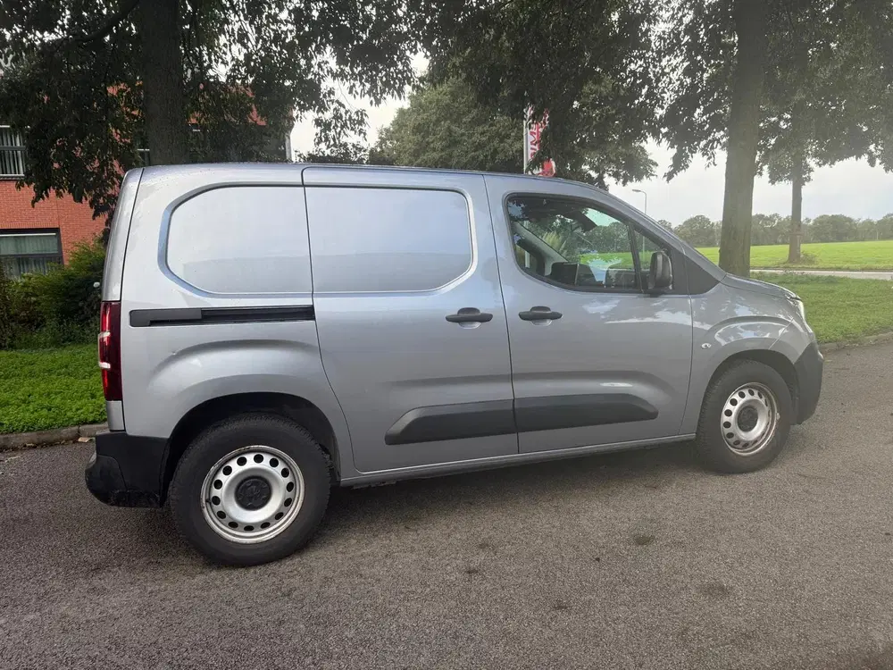 Peugeot Partner 1.6 BlueHDI Grip 3-Zits uit 2019, foto 6