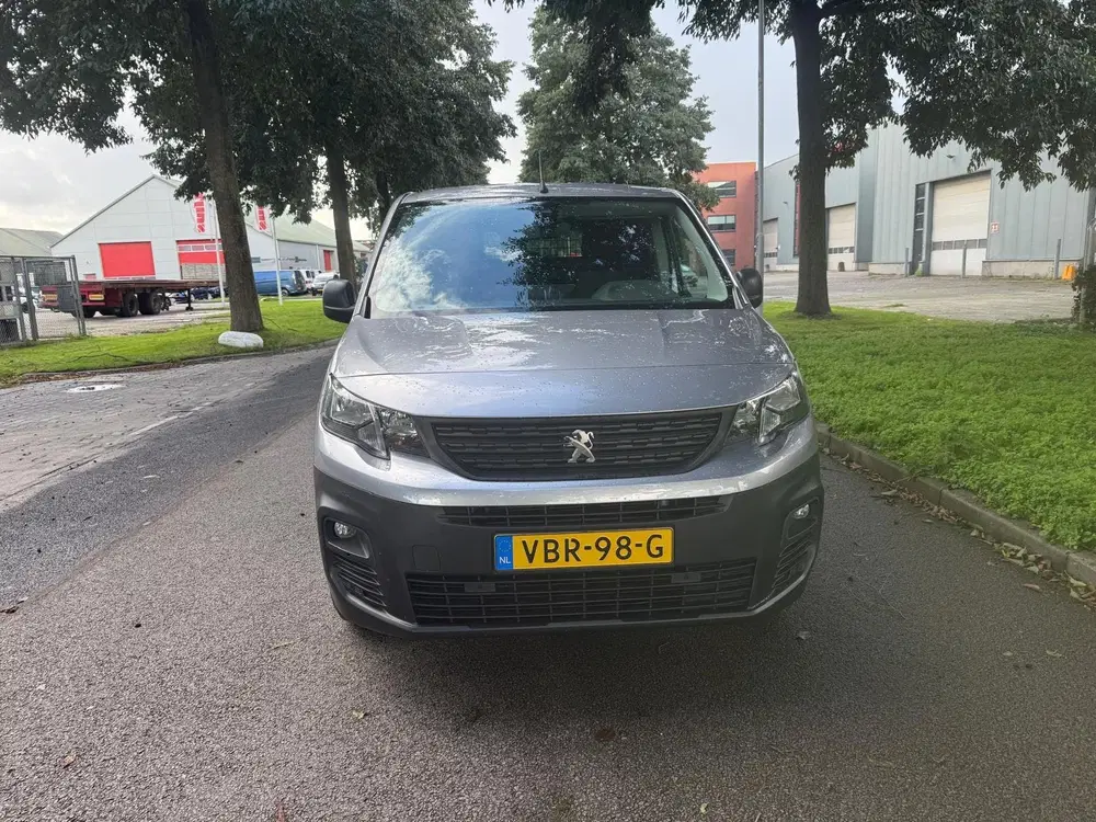 Peugeot Partner 1.6 BlueHDI Grip 3-Zits uit 2019, foto 9